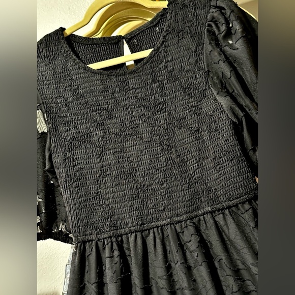 Black Floral Lace Midi Dress Puff Sleeve NWOT - Picture 5 of 7